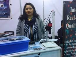 Engineer Suboohi Arif Innovates with AI to Boost Textile Industry