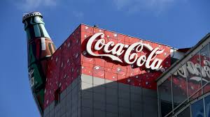 Coca-Cola Considers Increased Use of Plastic Bottles Amid Tariffs